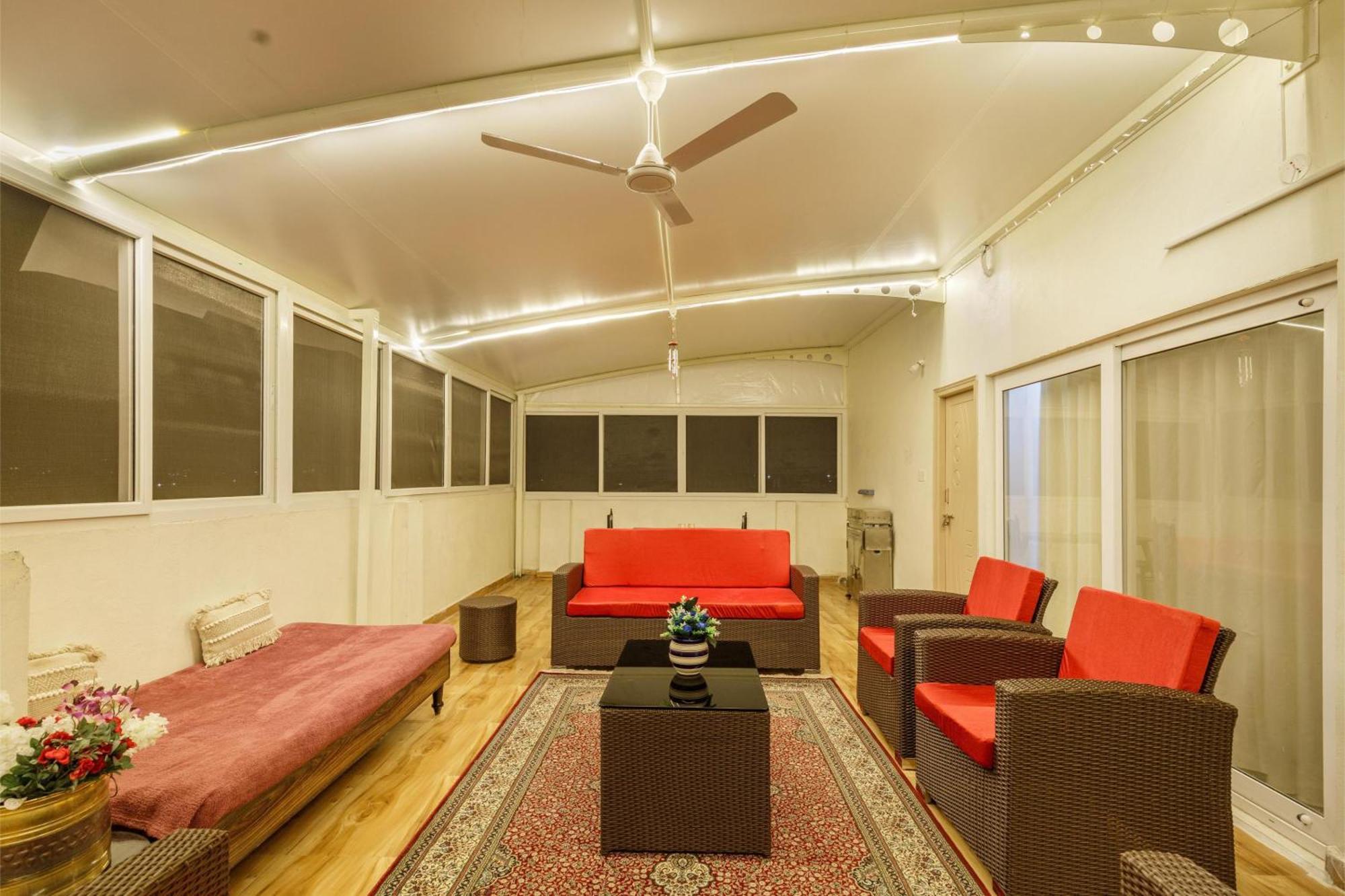 Euphoria Penthouse By Stayjade 30min Hitech Apartment Hyderabad
