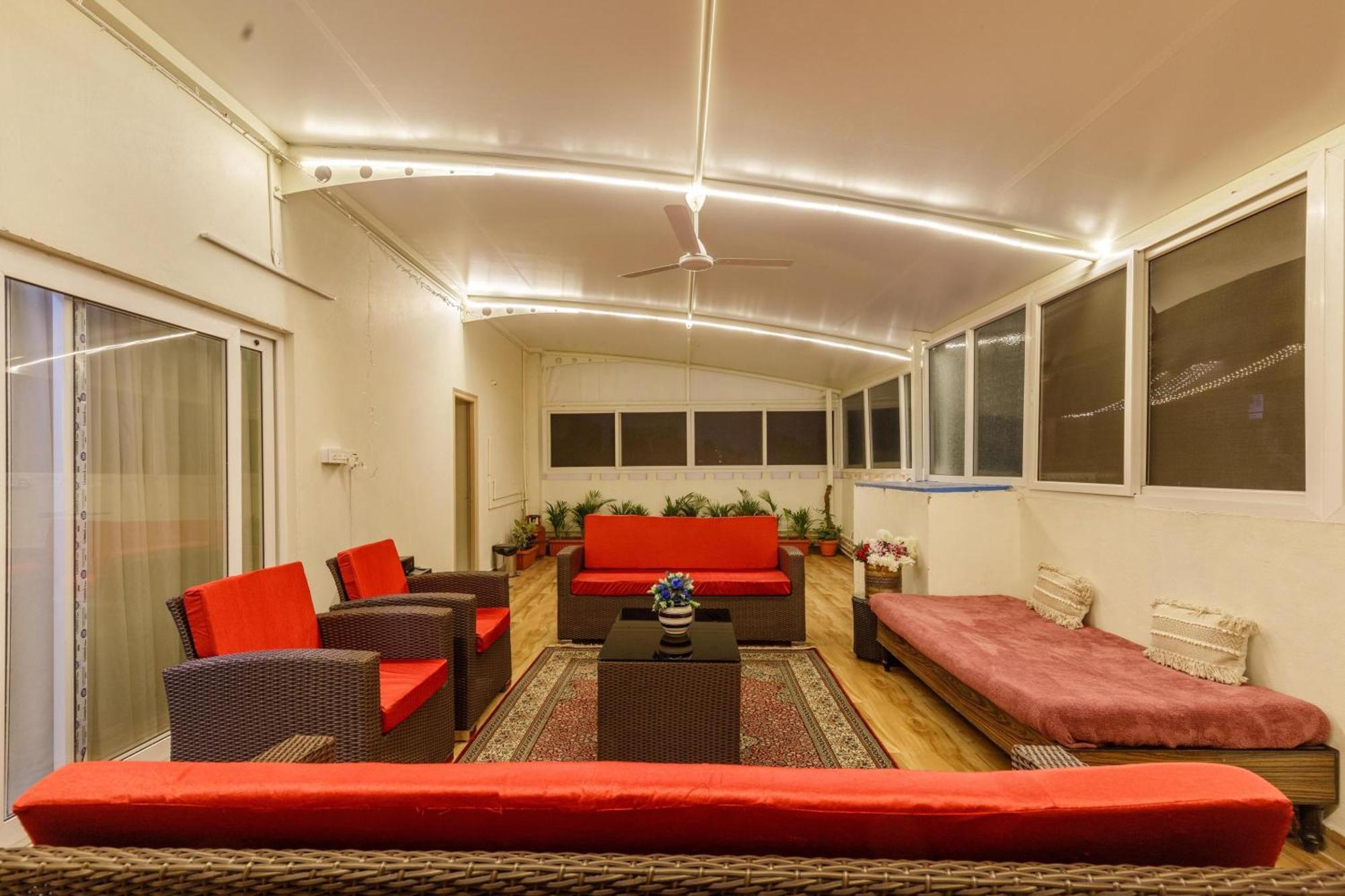 Euphoria Penthouse By Stayjade 30min Hitech