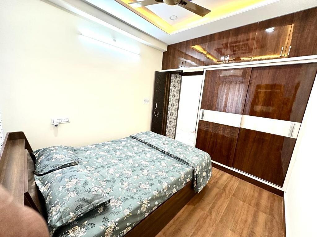 Servostay - Just Launched 3 Bhk Near Madhapur With Private Parking Hyderabad