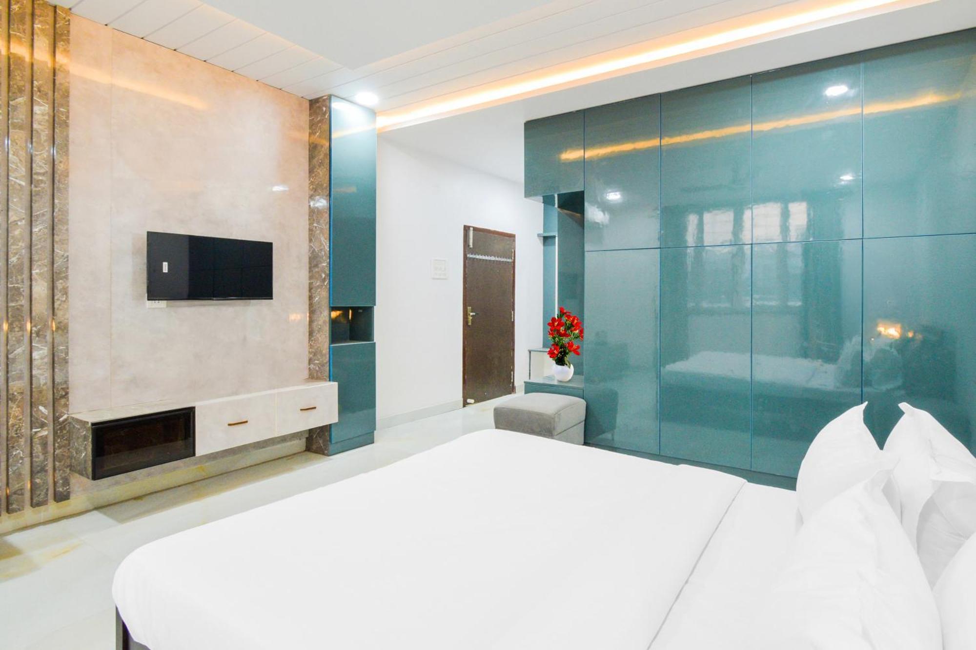 Hotel Palette Kondapur Hyderabad