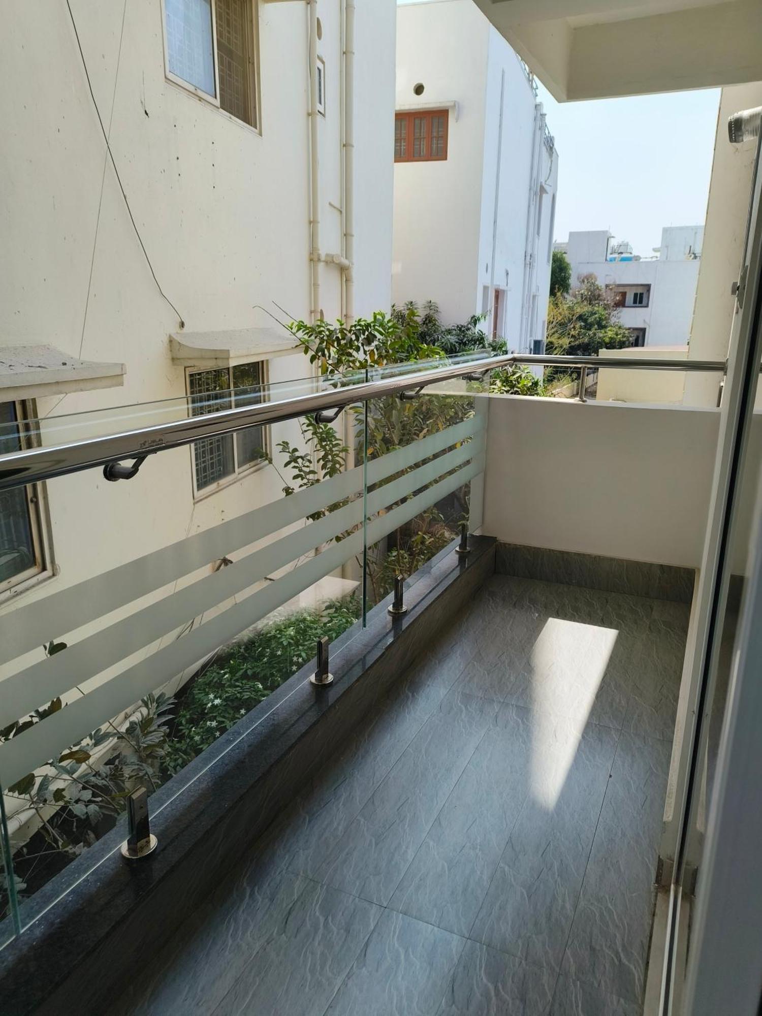 Villa Just Launched Ultra Modern 4bhk Duplex Fully Furnished Between Jntu Metro & Miyapur Metro