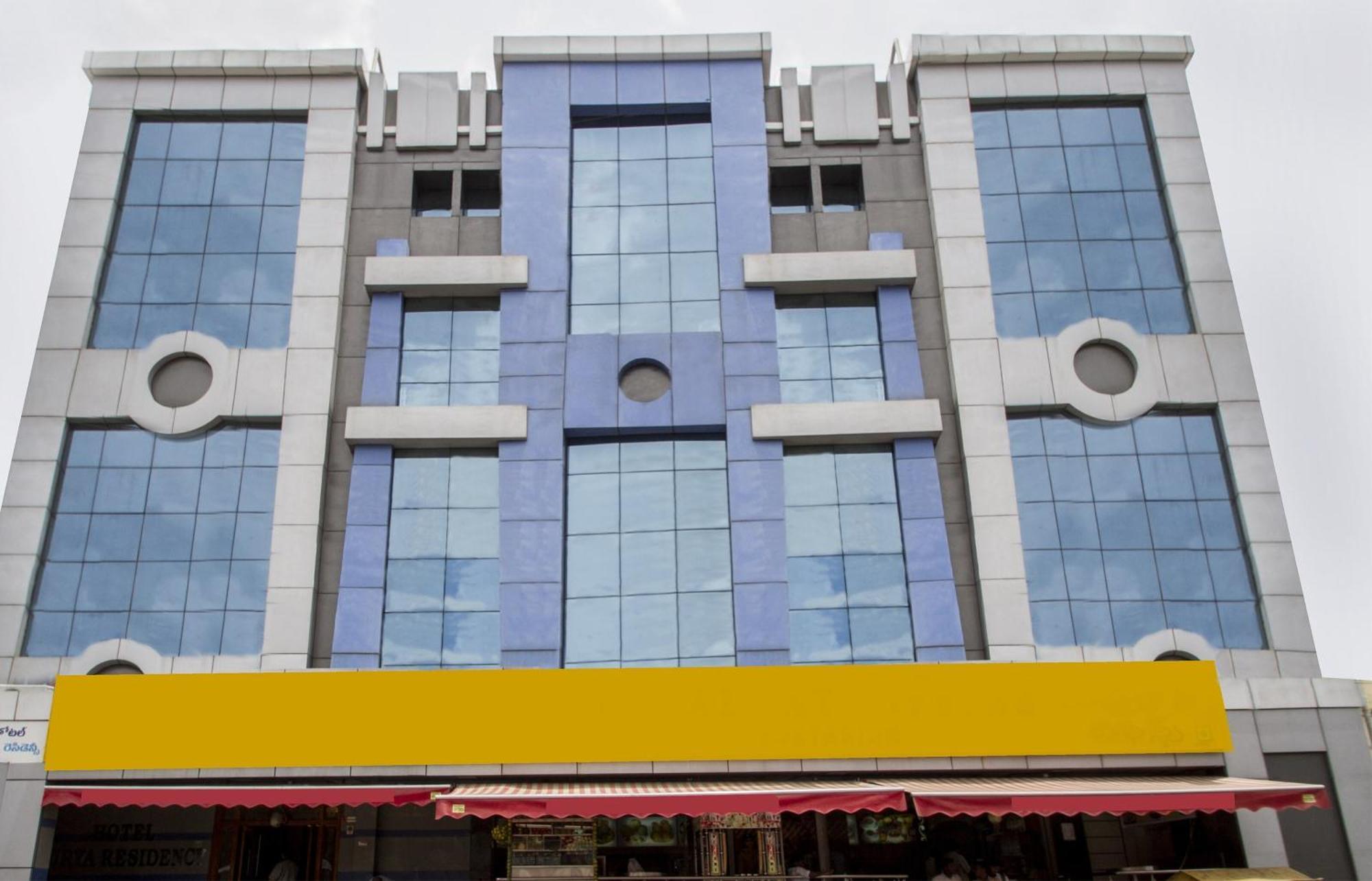Hotel O Surya Residency 4*
