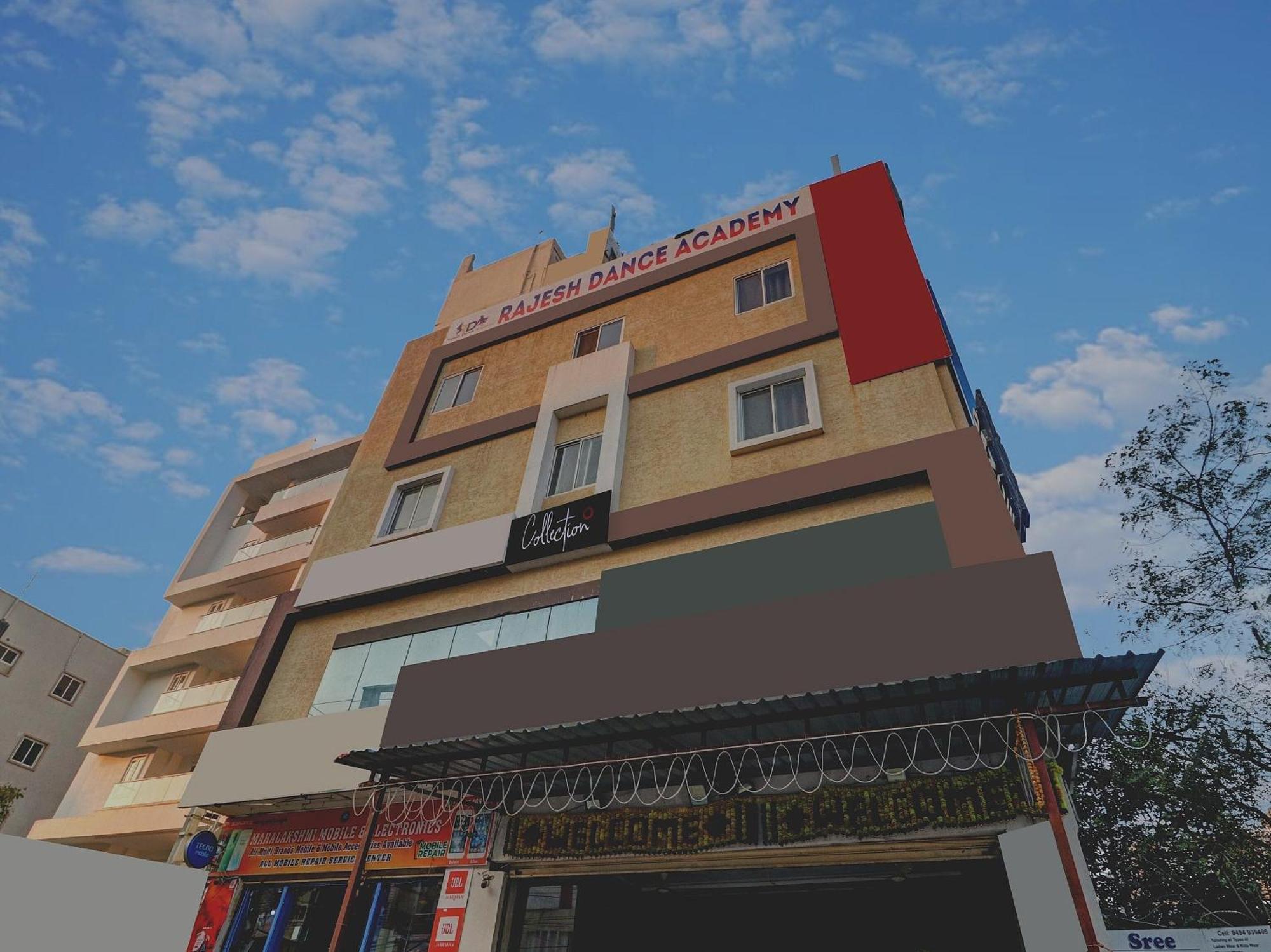 Collection O White Riviera Near Kondapur Hotel 3*