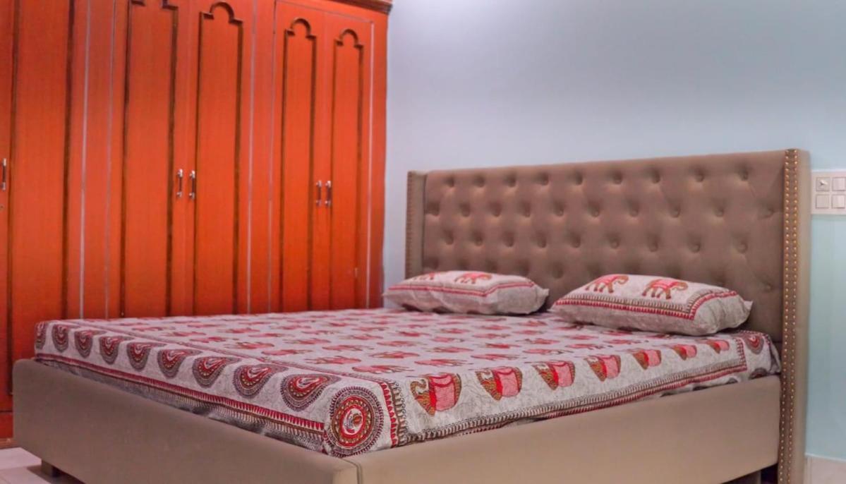 La Casa Premium & Pool Hyderabad