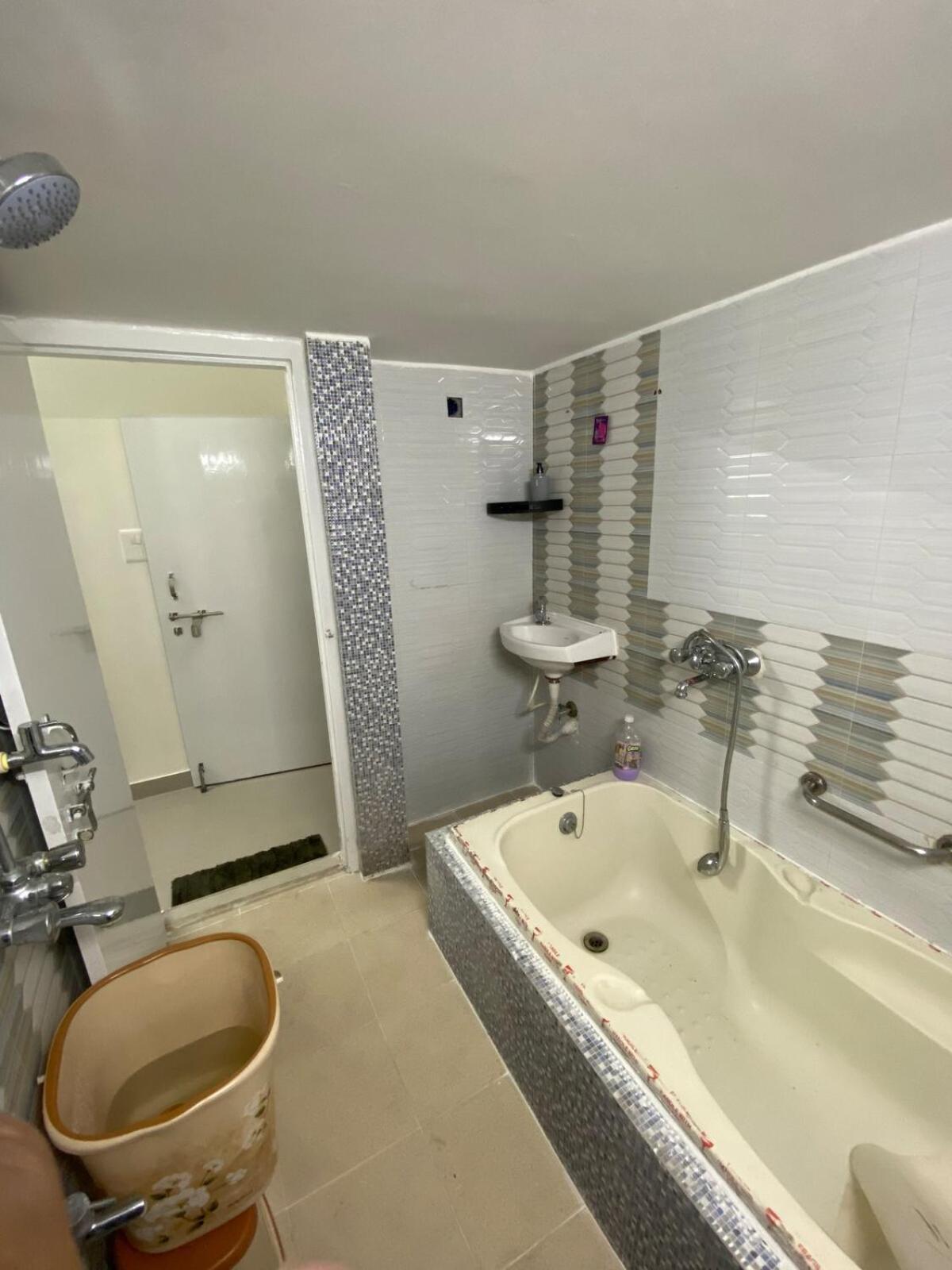 2 Bhk In Gachibowli