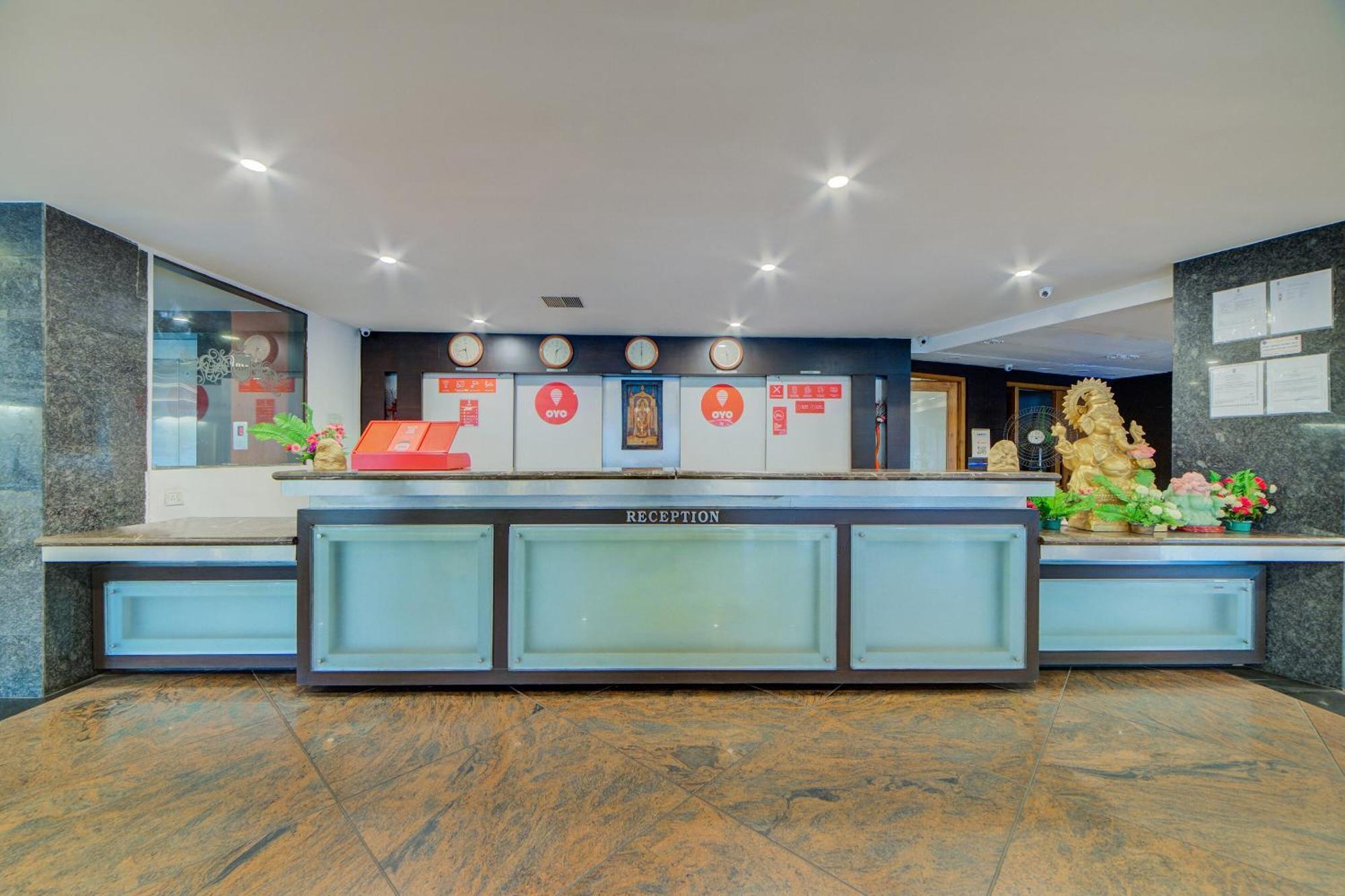 O Kachiguda Railway Station Hotel