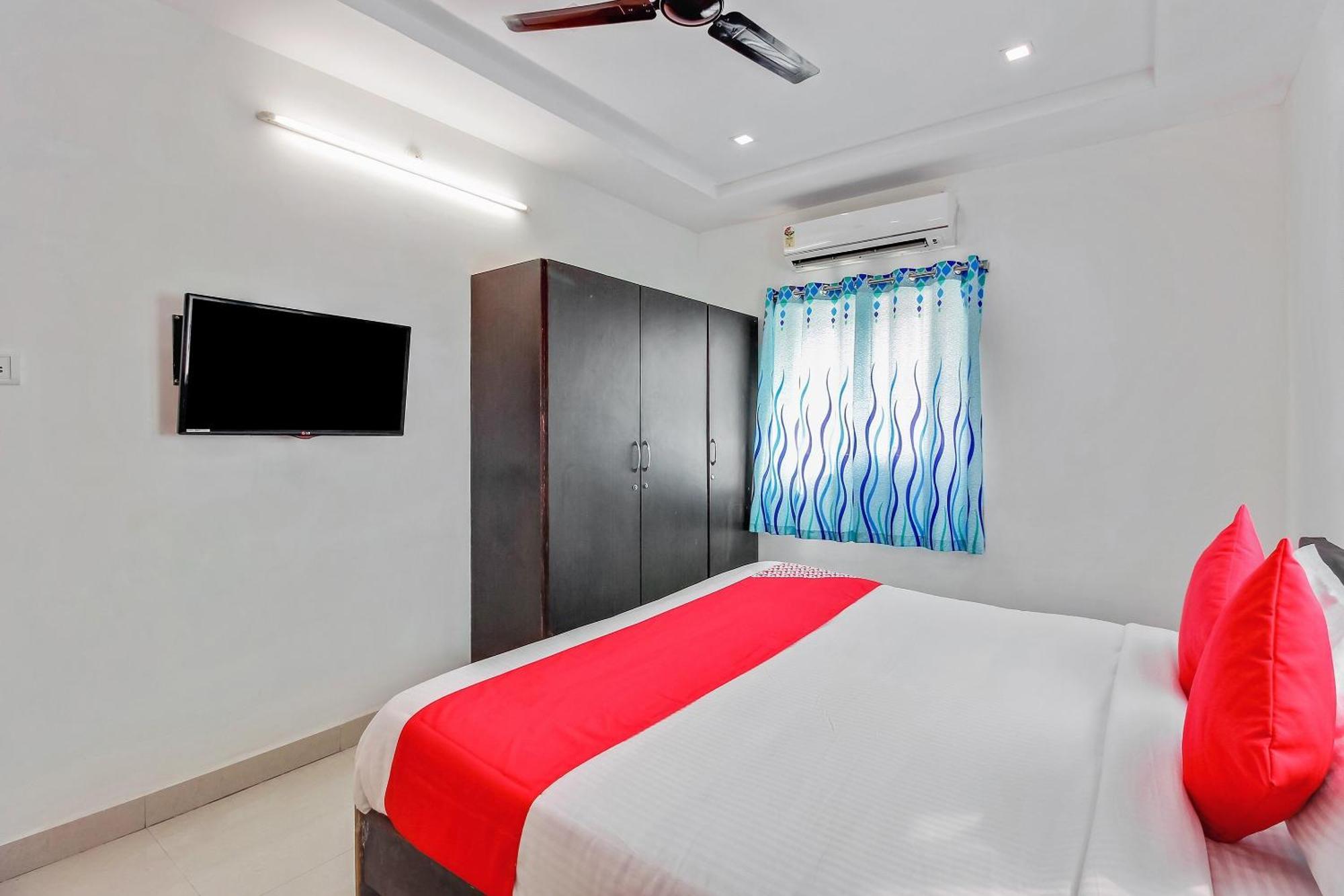 Hotel Super O Golden Hive Madhapur Near Shilparamam Hyderabad