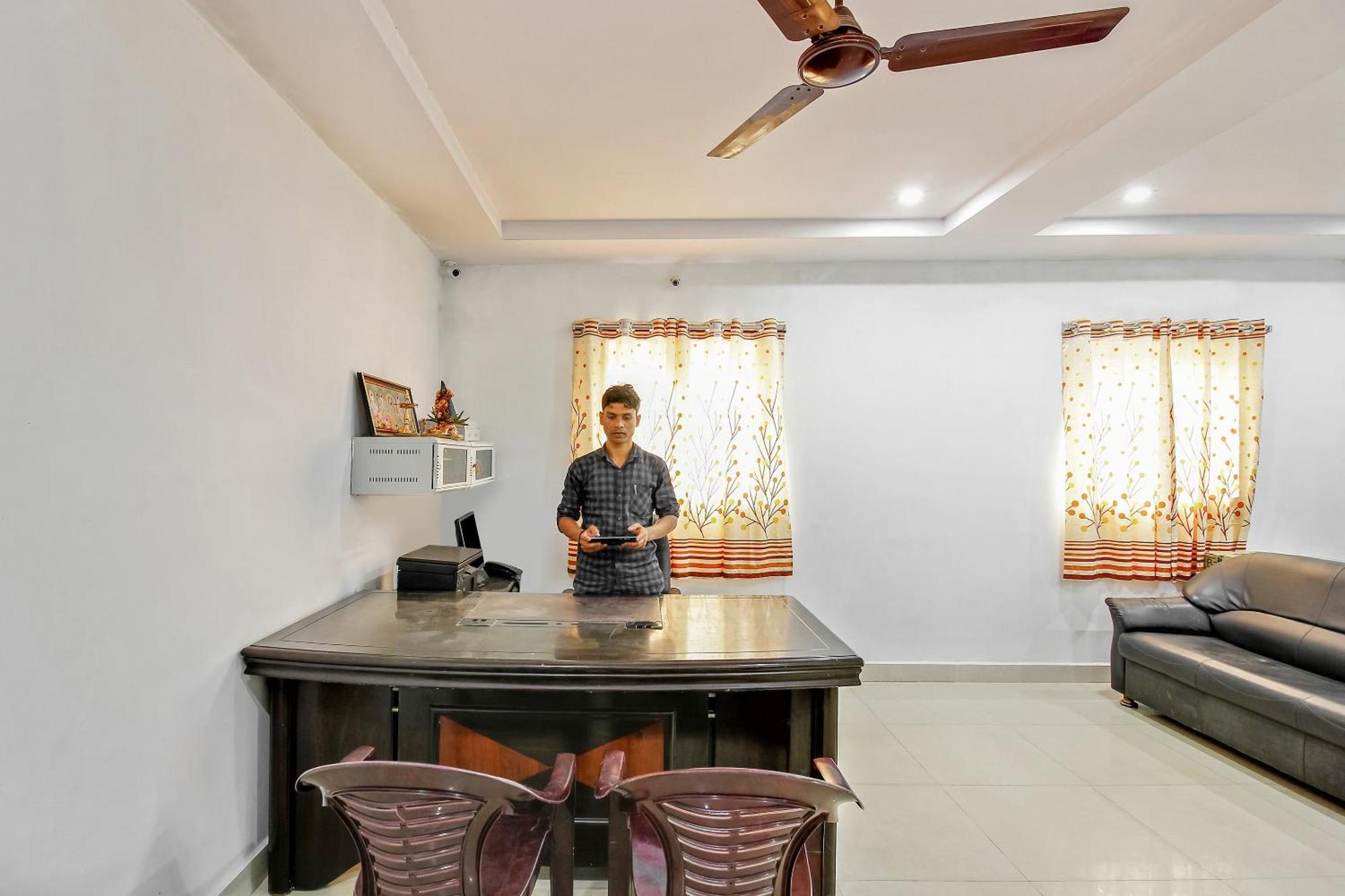 Hotel Super O Golden Hive Madhapur Near Shilparamam Hyderabad
