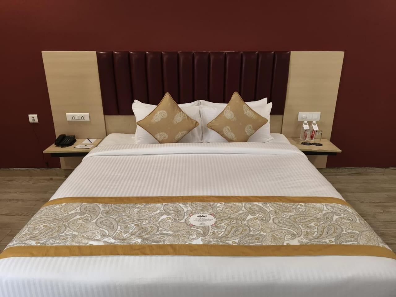 Grand Continent - Hitec City, Laxmi Cyber City, Aparthotel *