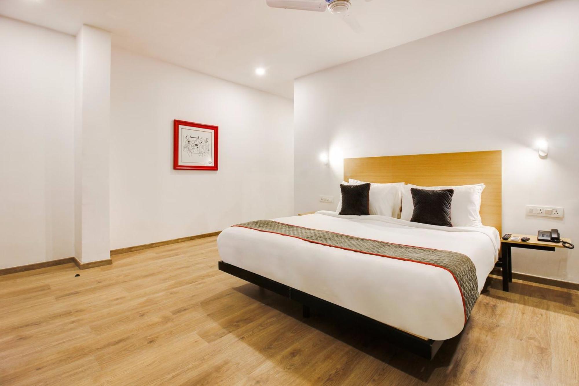 Super Townhouse Moosapet Rcc Prime 4* Hyderabad