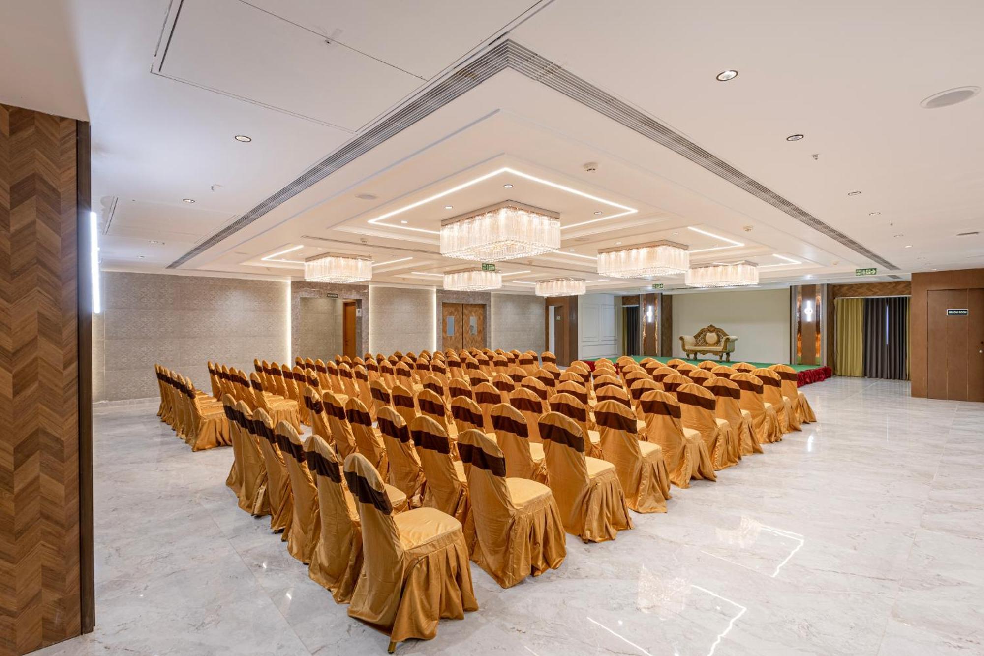 Lemonridge Idpl Balanagar Hotel Hyderabad