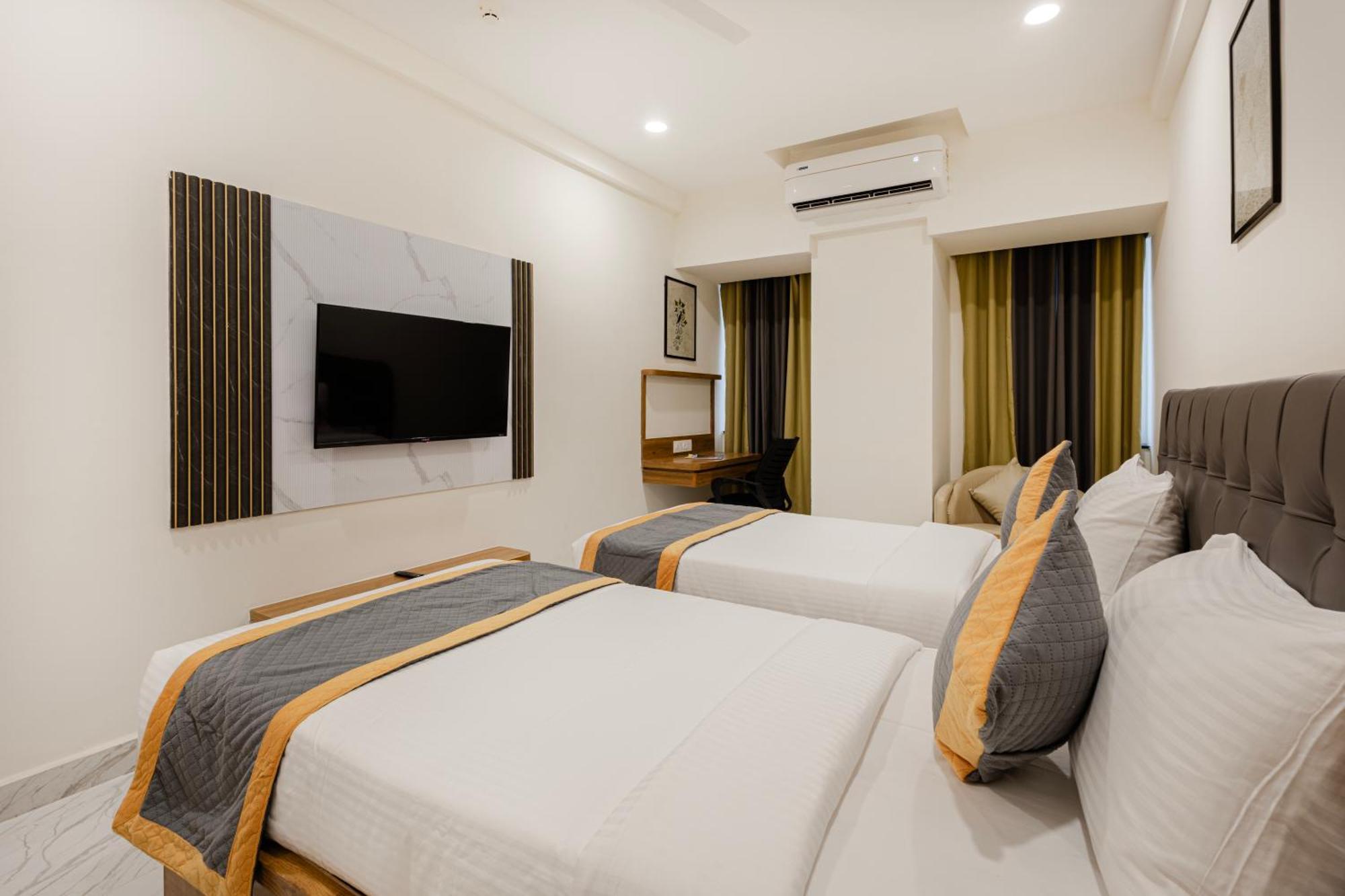 Hotel Lemonridge Idpl Balanagar Hyderabad