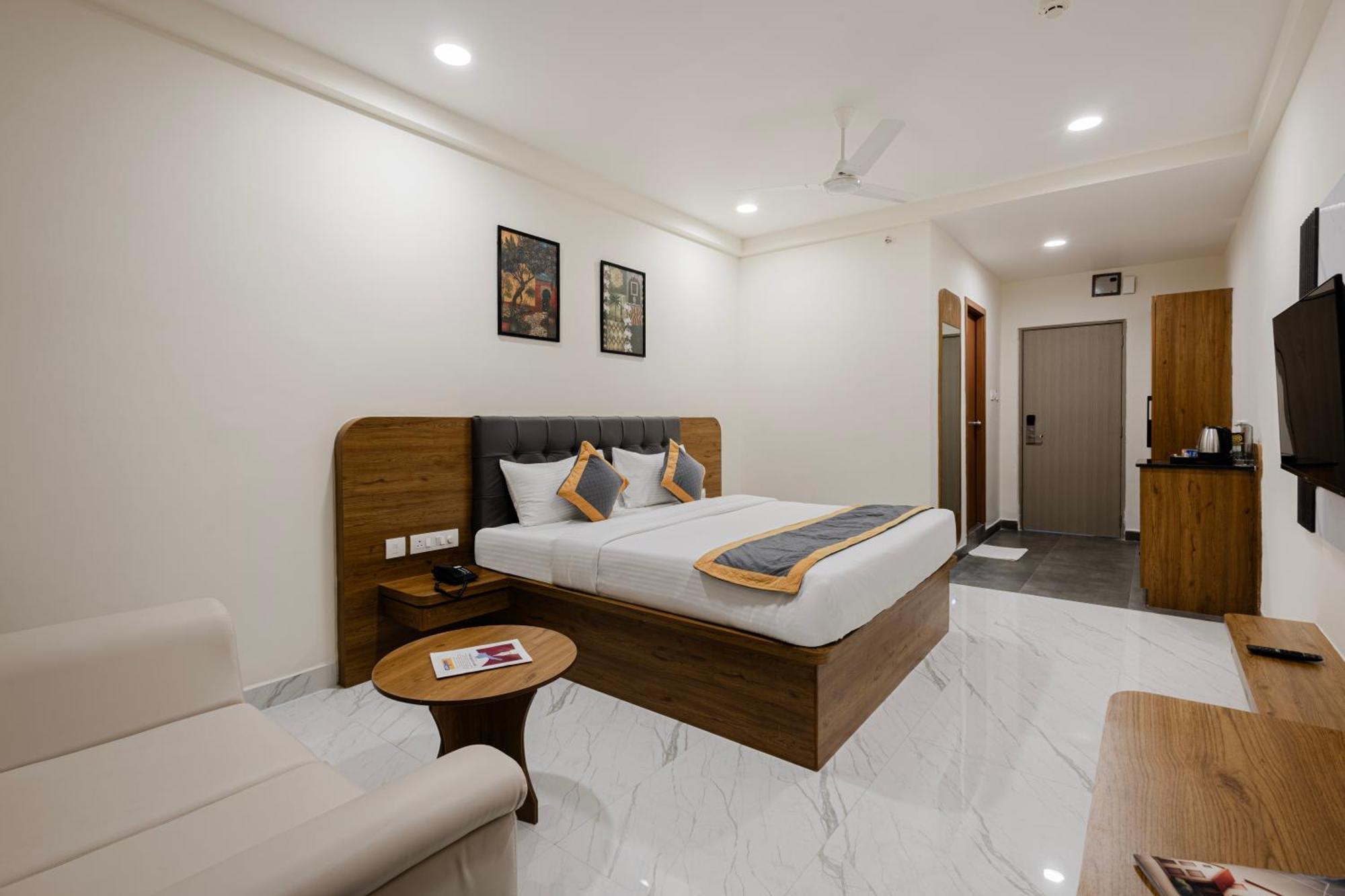 Lemonridge Idpl Balanagar Hotel Hyderabad