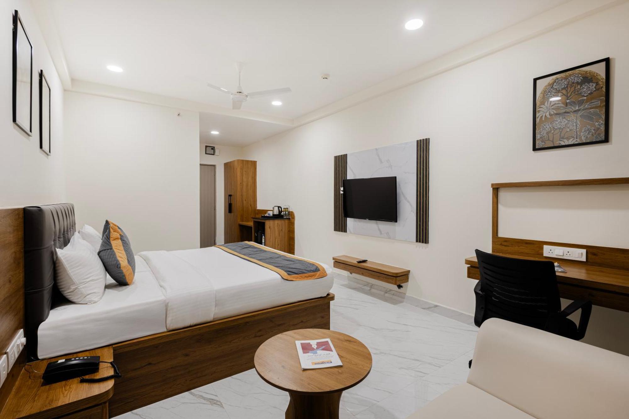 Hotel Lemonridge Idpl Balanagar Hyderabad