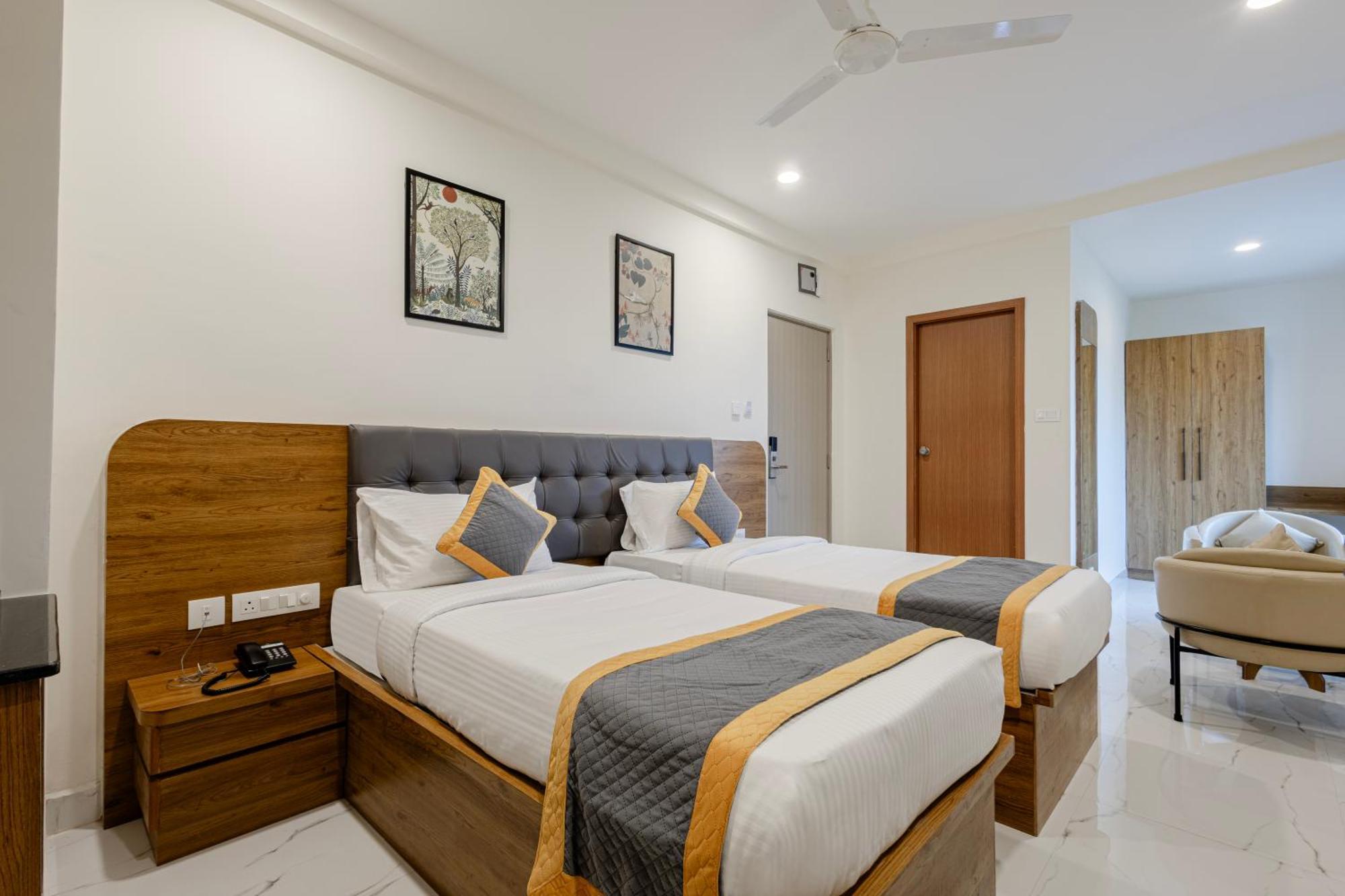 Lemonridge Idpl Balanagar Hotel 3*