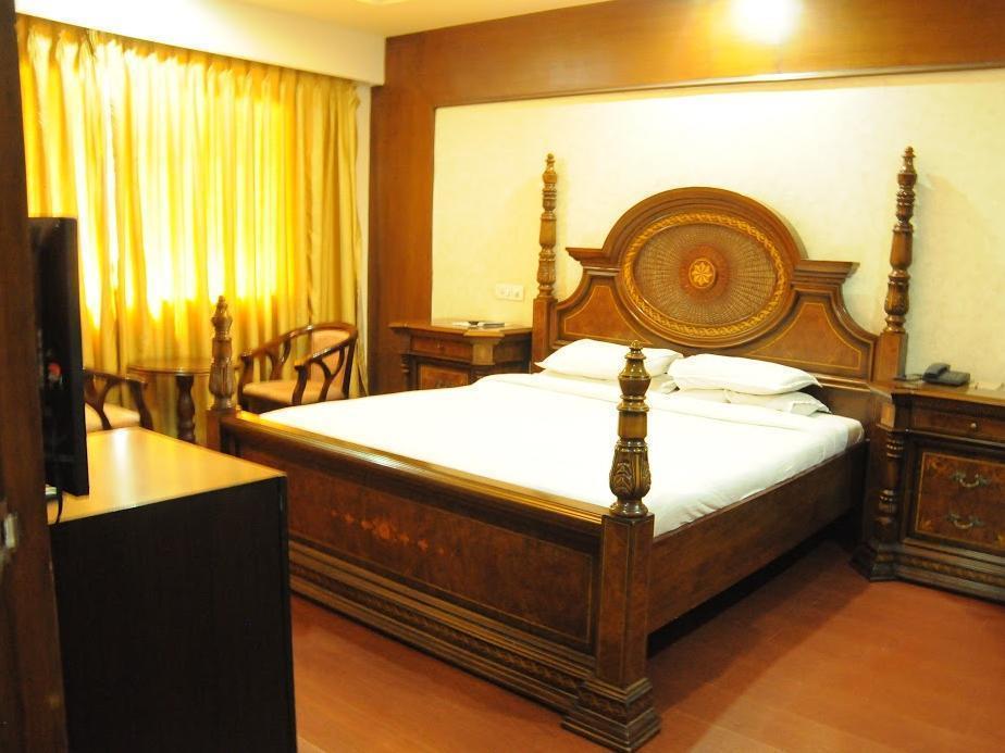 Treebo Trend Grand Plaza Nampally 3*