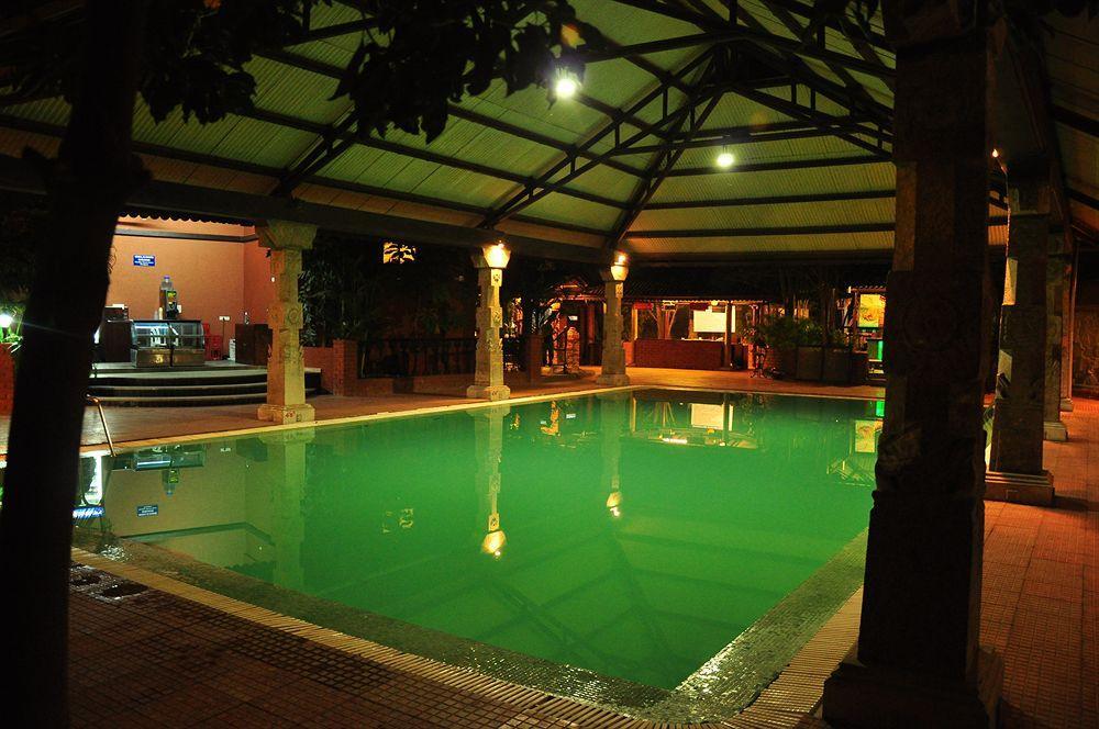 Aalankrita Hotel
