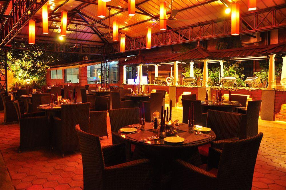 Aalankrita Hotel