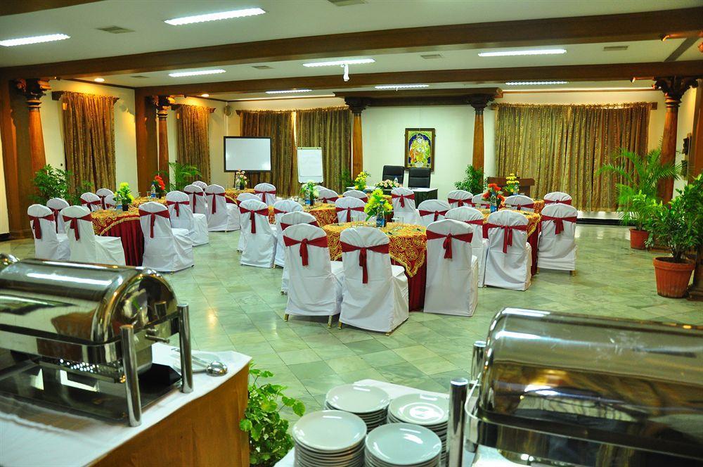 Aalankrita Hotel