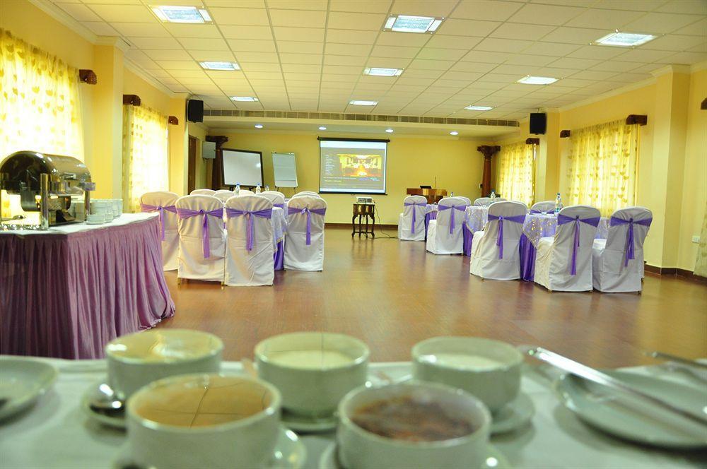 Aalankrita Hotel