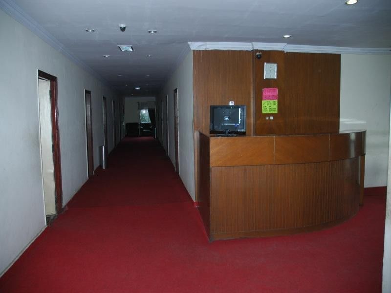 R - Residency 2*