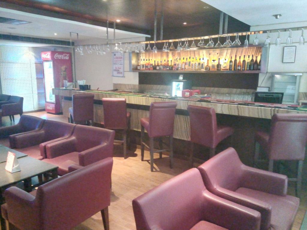 Hampshire Plaza Hotel Hyderabad