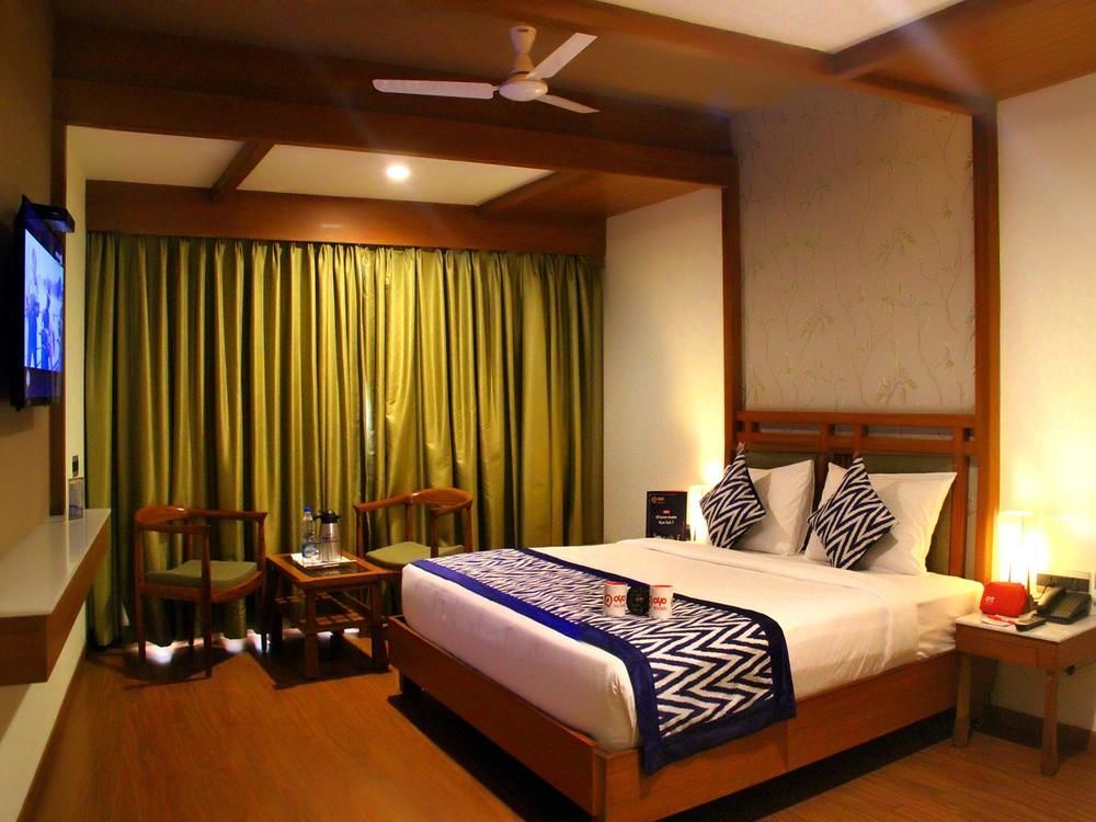 Oyo Premium Jubilee Hills Hotel Hyderabad