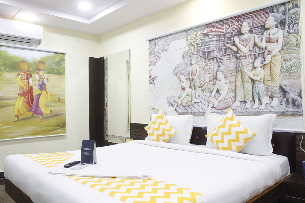 Fabhotel Navya Grand 3*