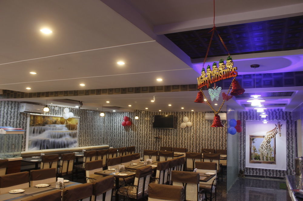 Hotel Fabhotel Navya Grand Hyderabad