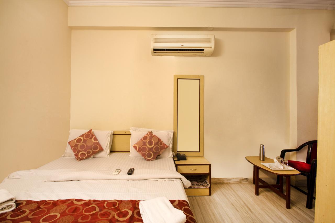 R - Residency Hotel Hyderabad
