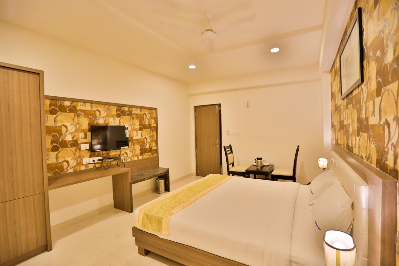 Sri Simran Park Hotel Hyderabad