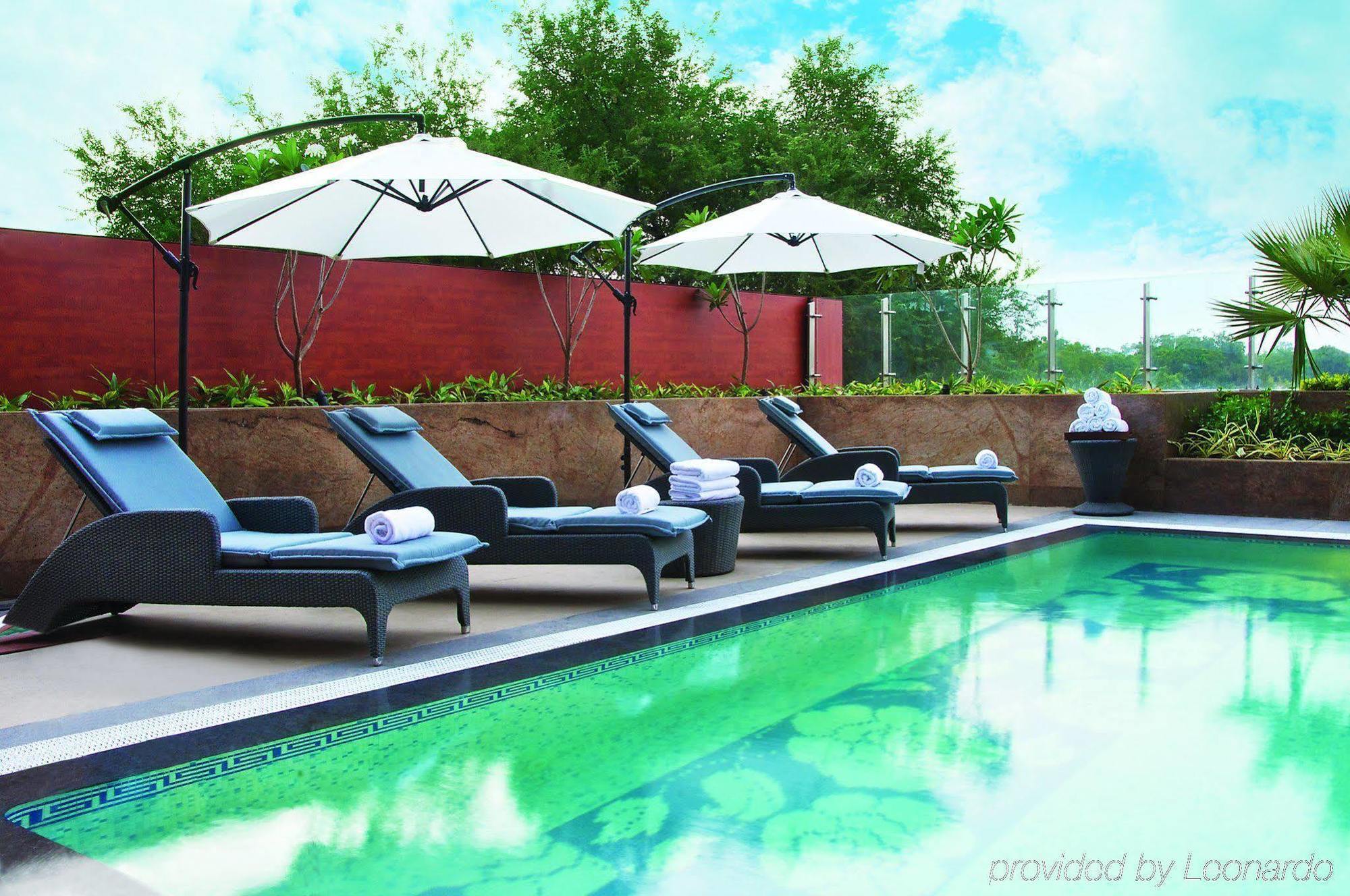 Hotel Vivanta Hyderabad, Begumpet Hyderabad