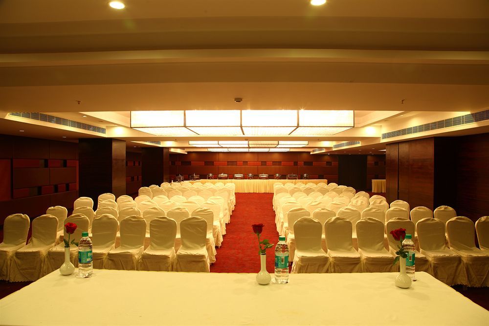 Hotel Minerva Grand Kondapur 3*