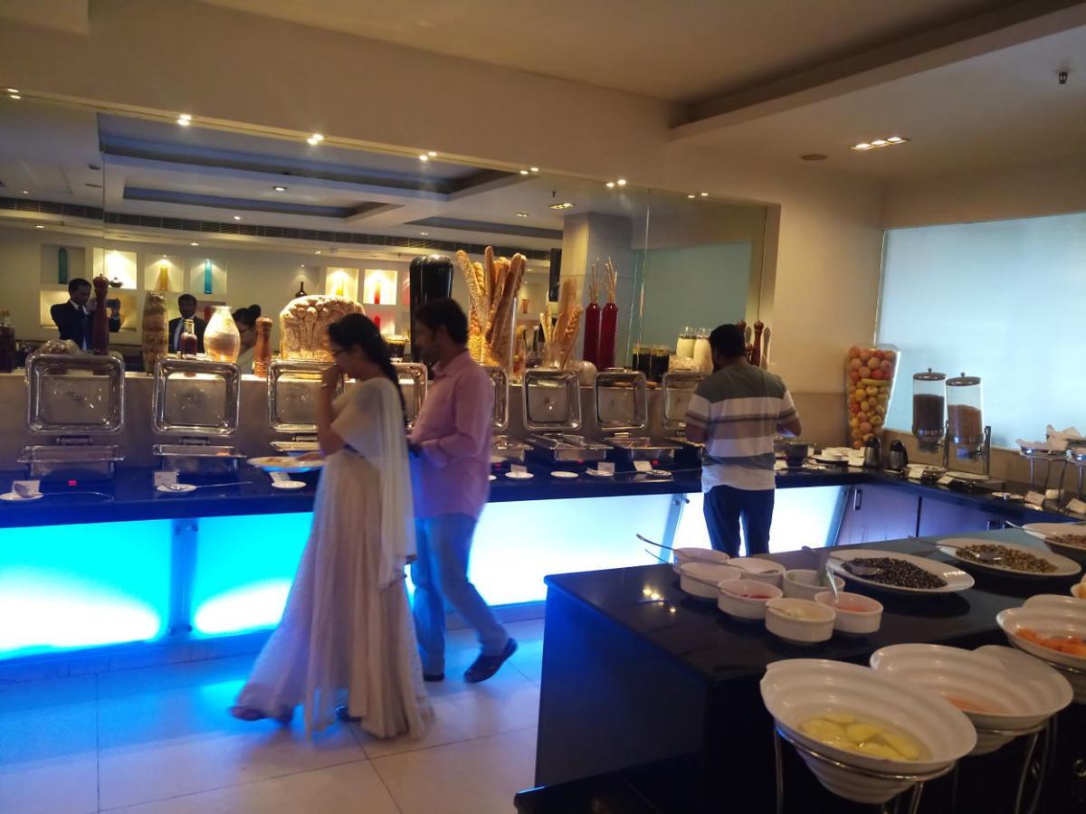 Hotel Hampshire Plaza Hyderabad