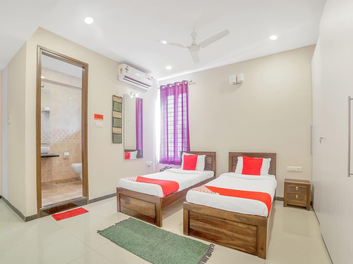 Hotel Oyo 12663 Abode Platina Hyderabad