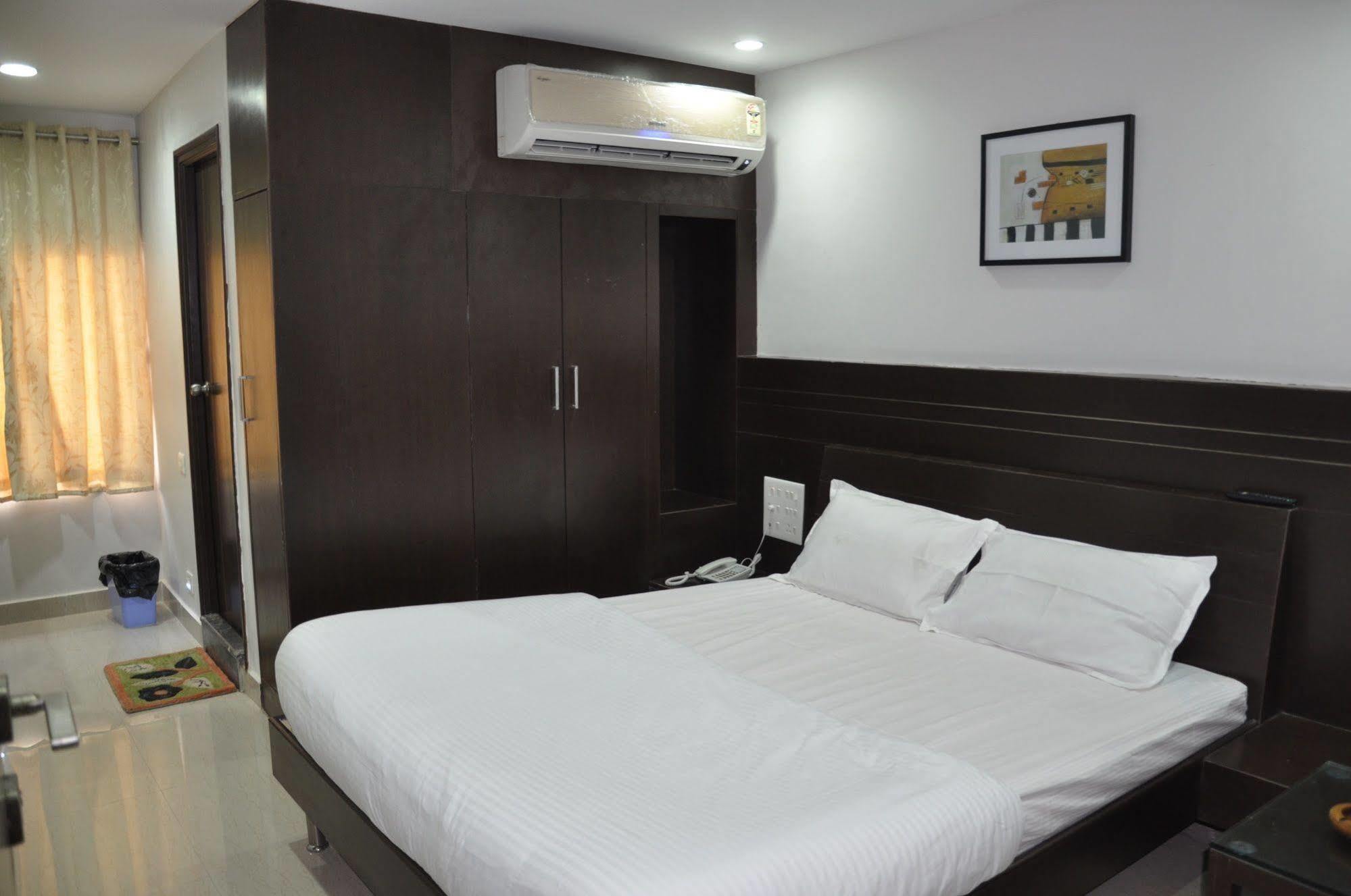 Imperial Classic 3* Hyderabad