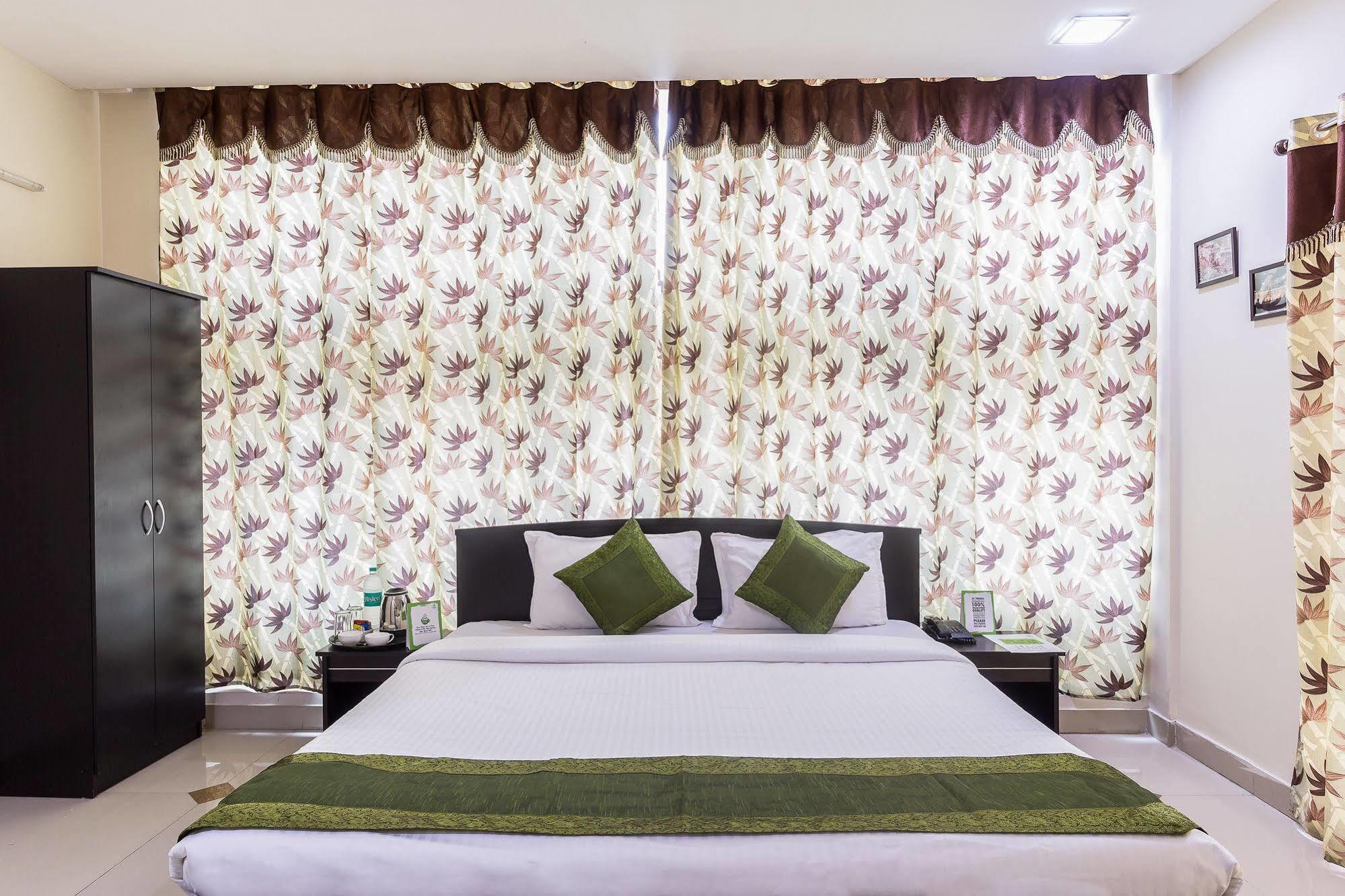 Treebo Srico, Banjara Hills Hyderabad