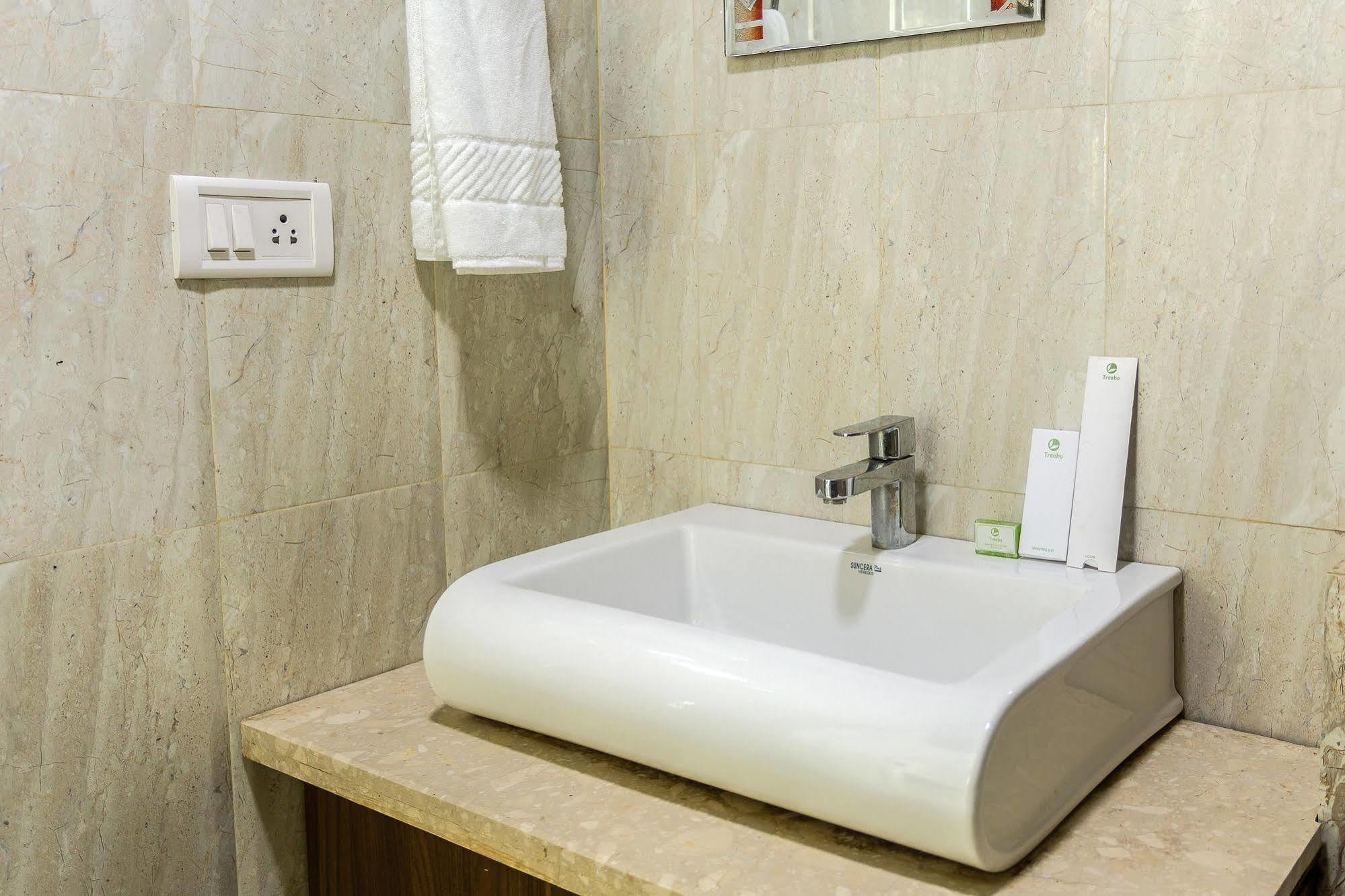 Treebo Srico, Banjara Hills Hotel Hyderabad