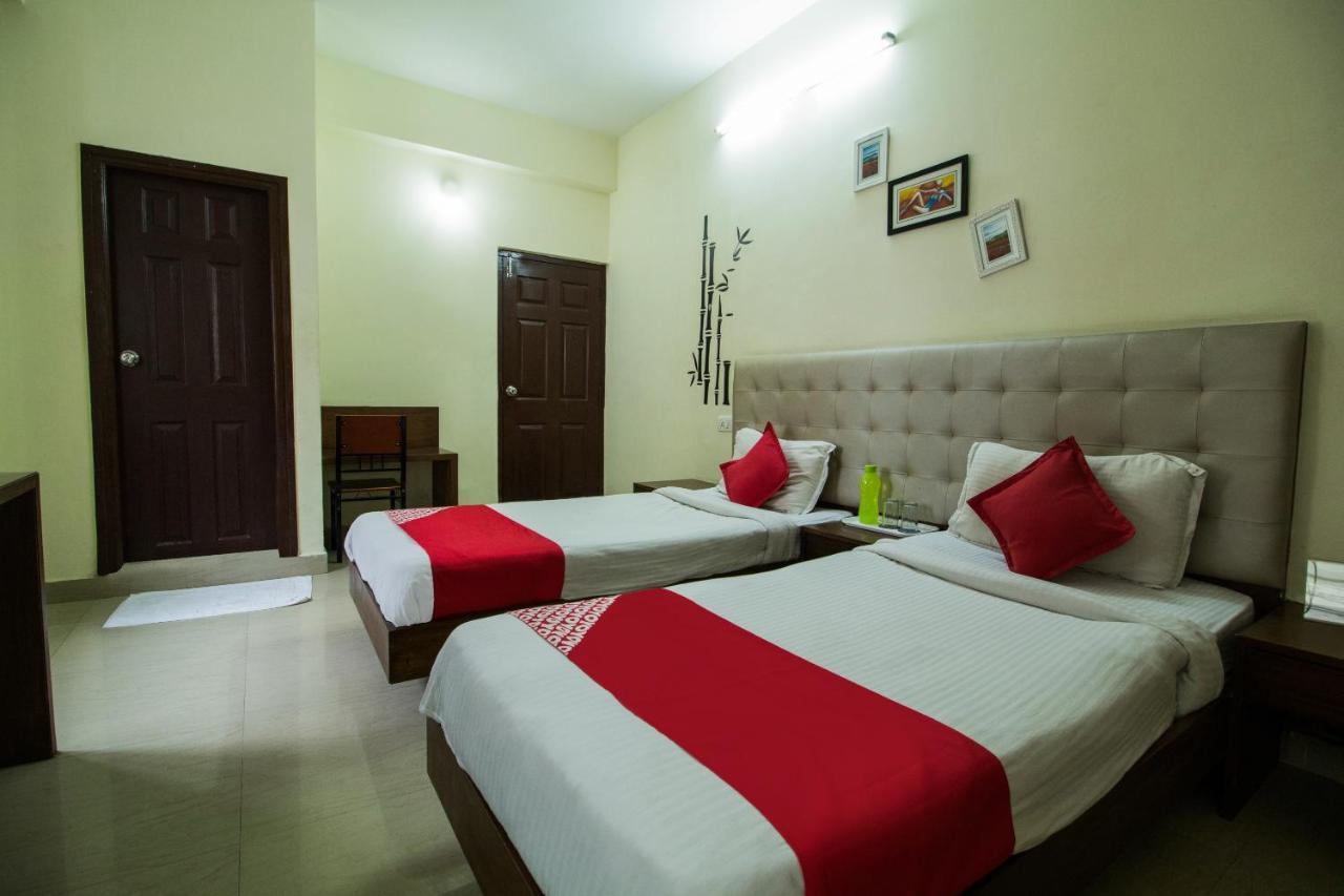 Hotel Oyo 16485 Ans Cyber Castle Hyderabad