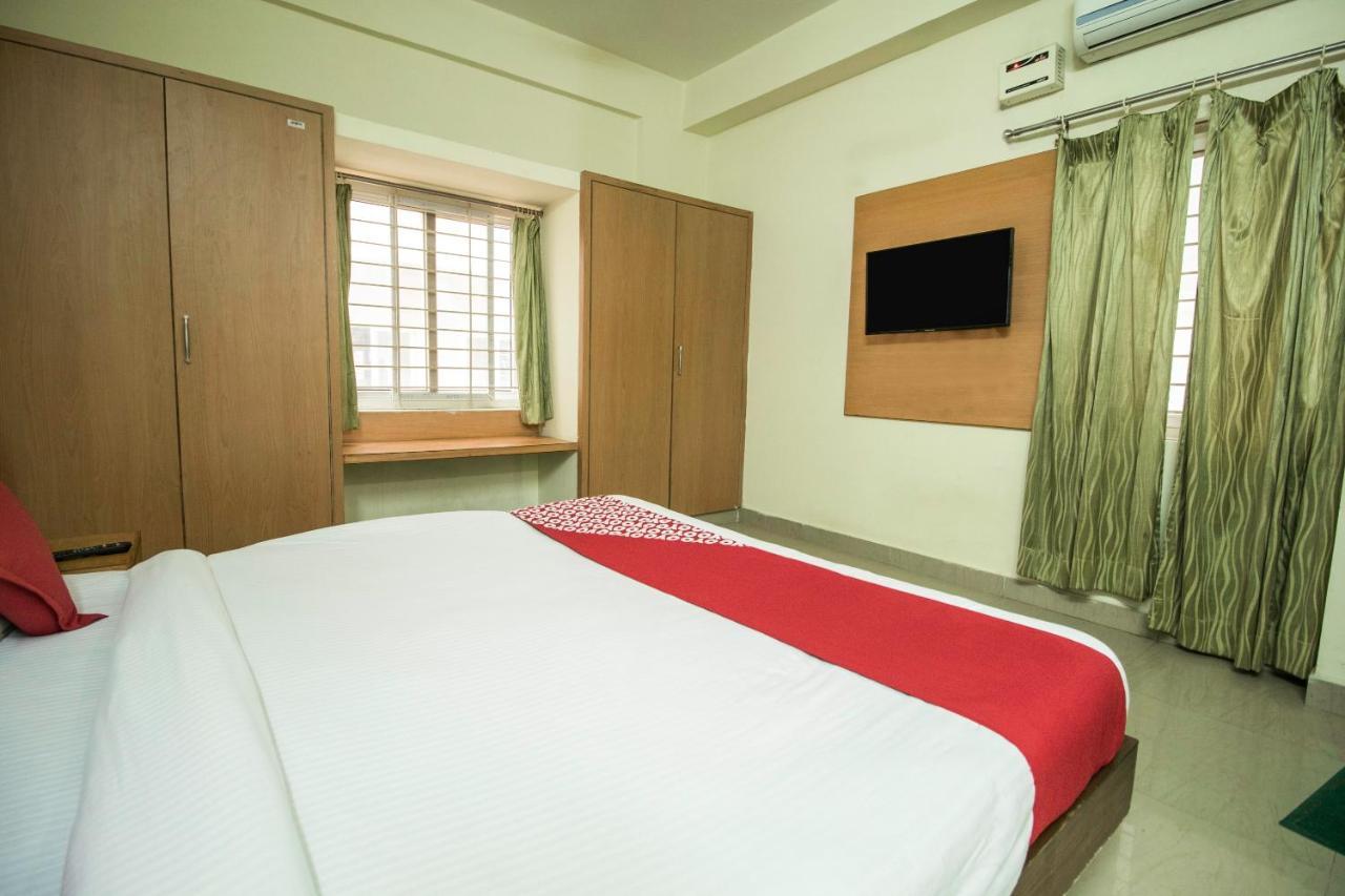 Oyo 16485 Ans Cyber Castle Hotel 3*