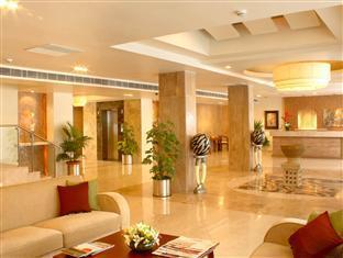 Hampshire Plaza Hotel