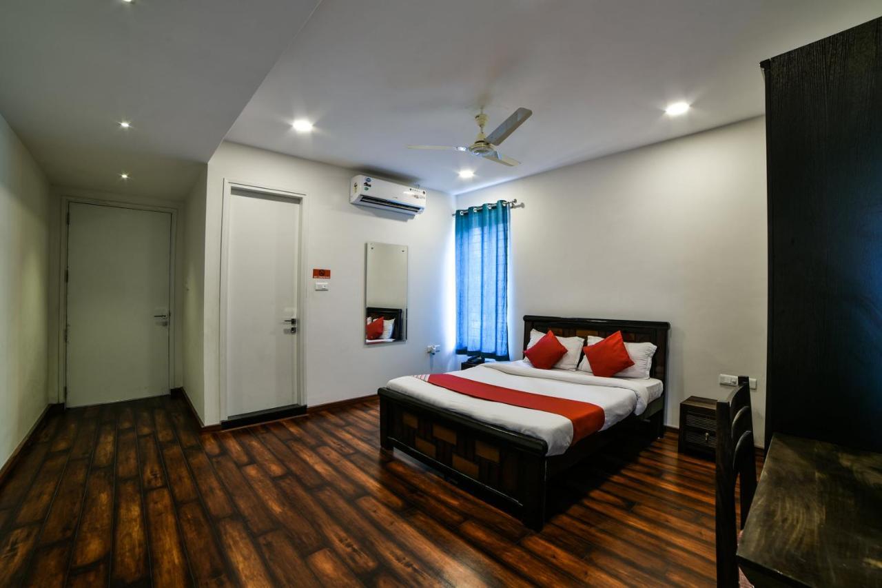 Oyo 12663 Abode Platina