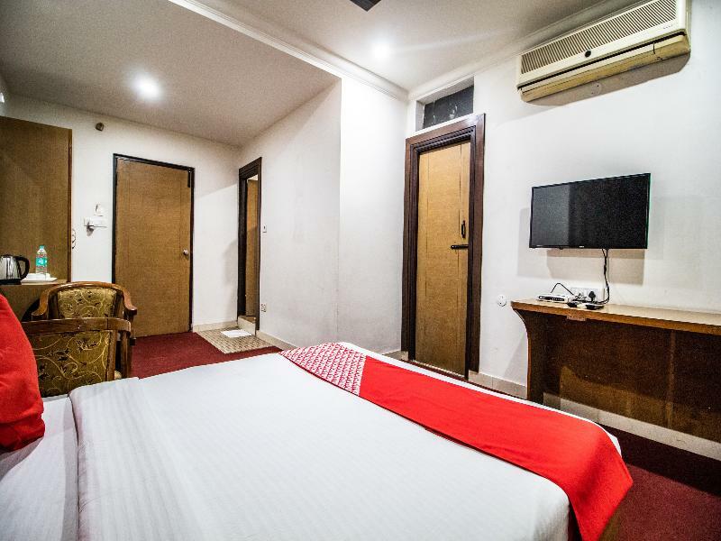 Hotel Oyo Imax Near Charminar Hyderabad
