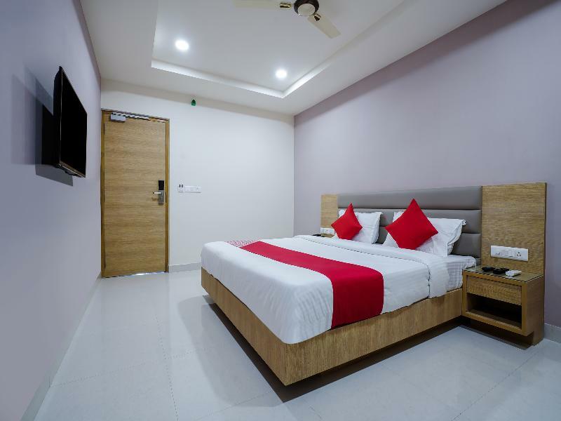 Fabhotel Prime Viraj - Gachibowli - Nr Isb Hotel 3*