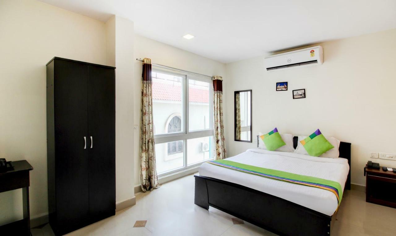 Hotel Treebo Srico, Banjara Hills