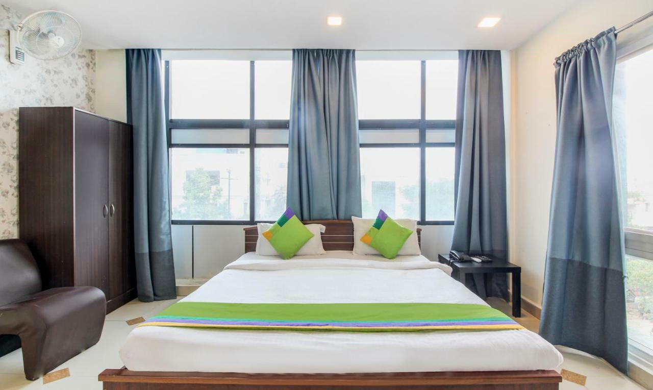 Hotel Treebo Srico, Banjara Hills Hyderabad