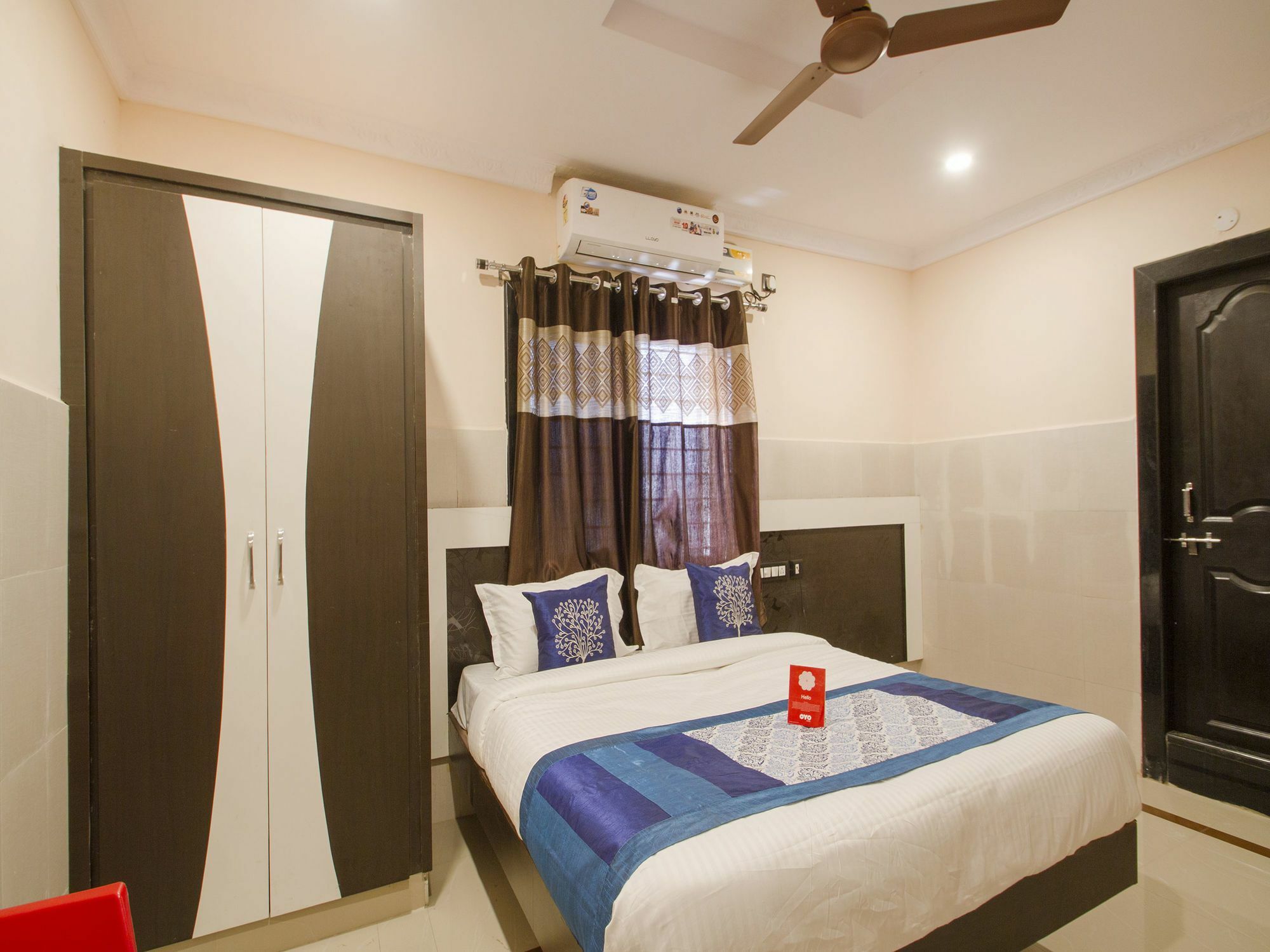 Hotel Oyo 10270 Ss Residency