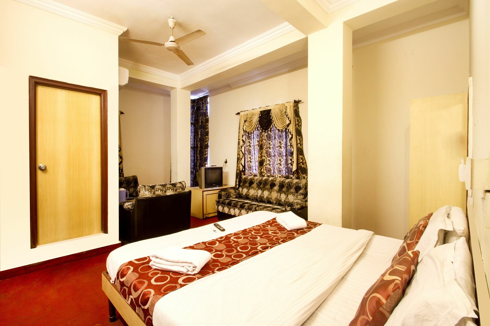Hotel R - Residency 2*