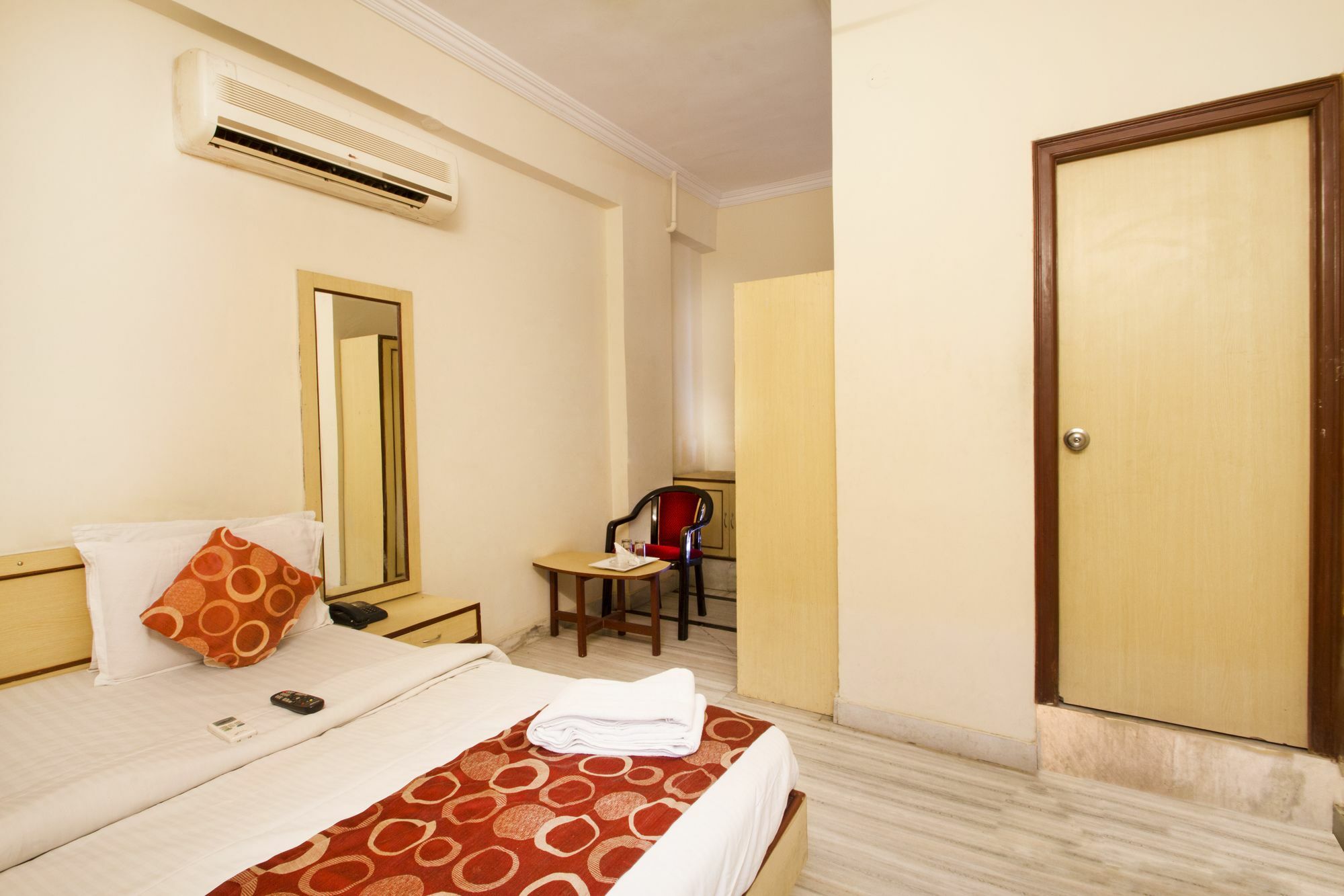 Hotel R - Residency 2*