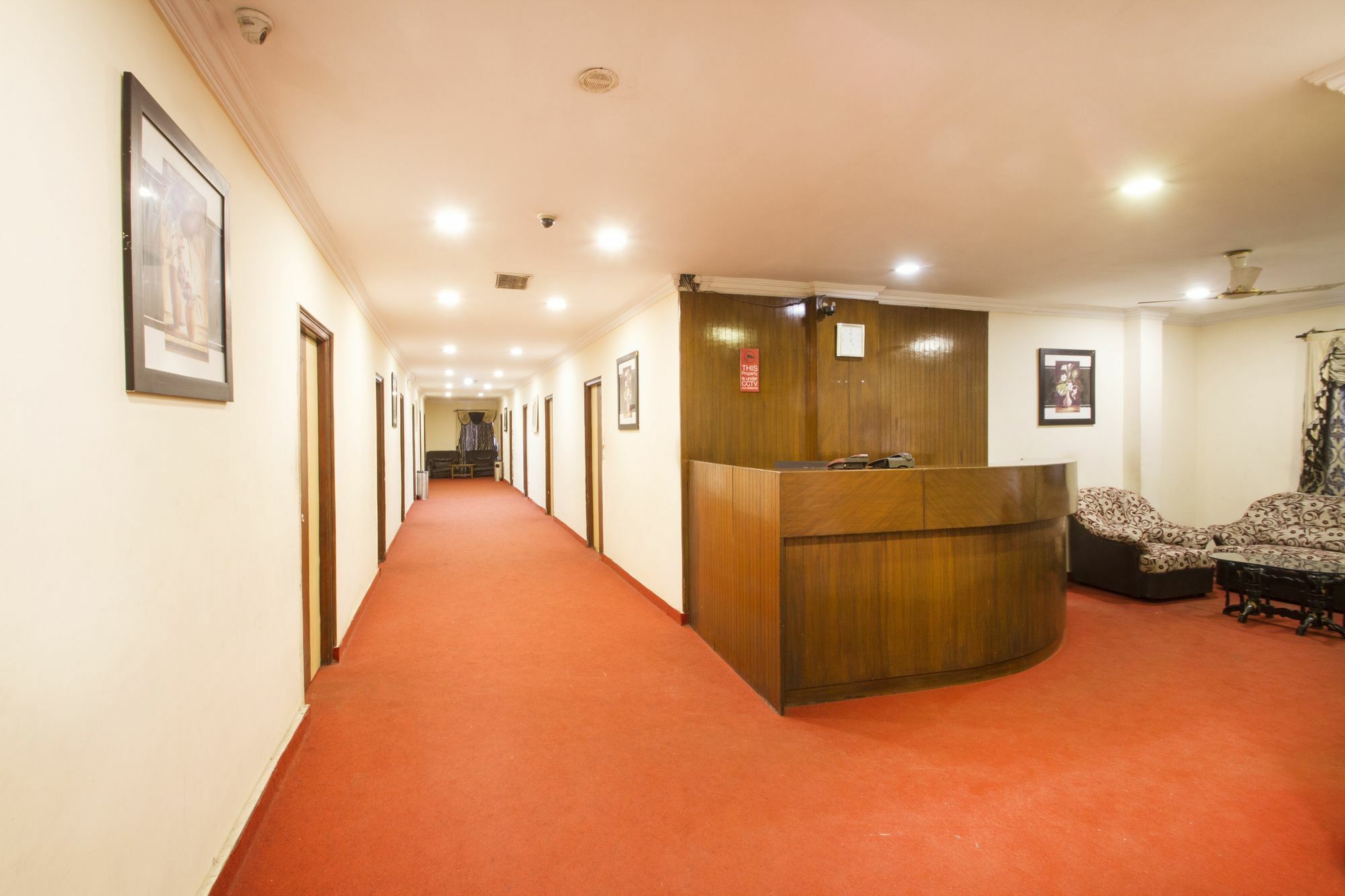 Hotel R - Residency